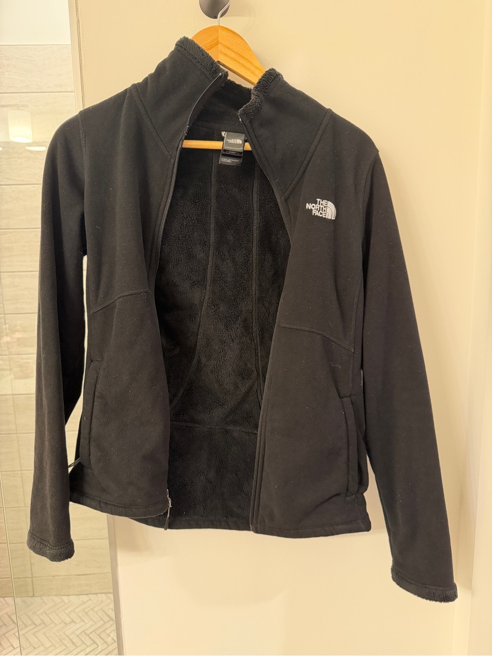 The North Face Women's Black Teddy Fleece Jacket